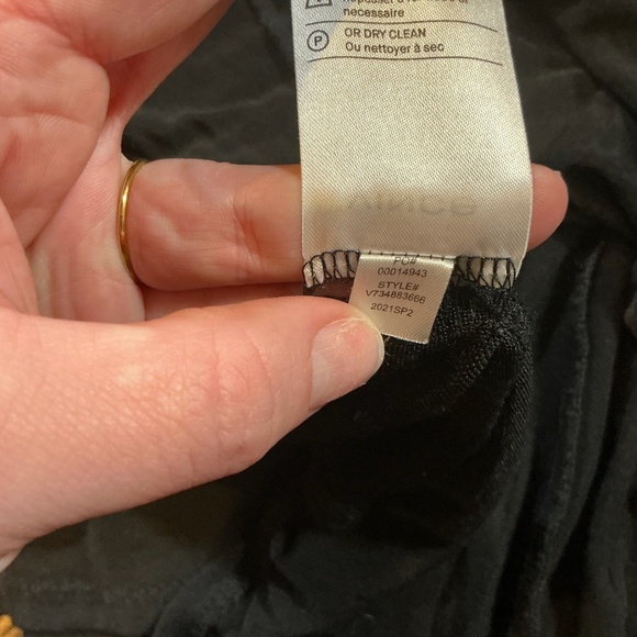 Vince Full Skirt Square Neck Dress in Black | Women’s Size M | Sold Out Online - Picture 10 of 10